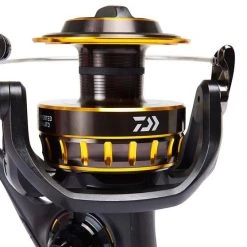 Daiwa BG 8000 Spinning Reel 13 Daiwa BG 8000 Spinning Reel -Shimano shop BCF 523931 02 hi res