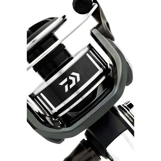 Daiwa BG MQ 20000 Spinning Reel 6 Daiwa BG MQ 20000 Spinning Reel - Image 4